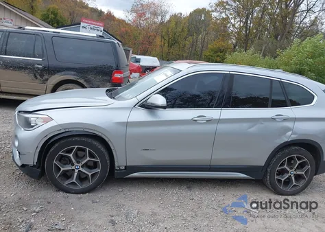 2018 BMW X1 xDrive28I из США, поврежденный, VIN WBXHT3C33J5F93395